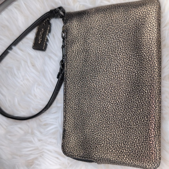 COACH Shimmering Gold & Black Wristlet, Zipper Closure & 2 Slip Pockets Inside - Picture 5 of 6